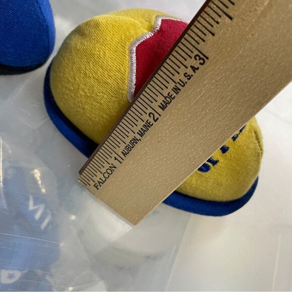 Wee Block Sozo sponge cover for changing infant boy diapers - Picture 7 of 8